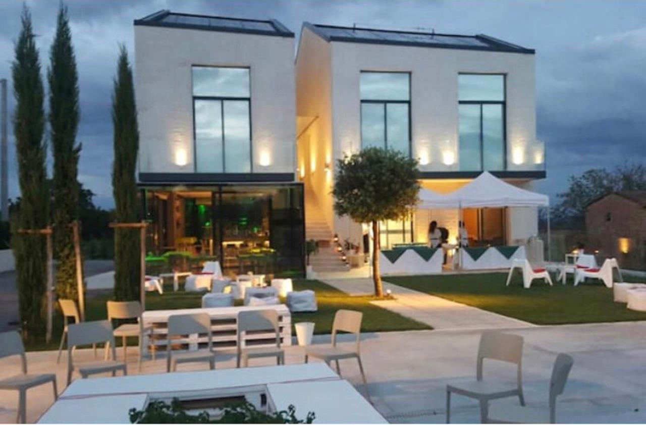 Апартаменты Loft A Montepulciano Sopra Birrificio Artigianale Abbadia a Isola Экстерьер фото